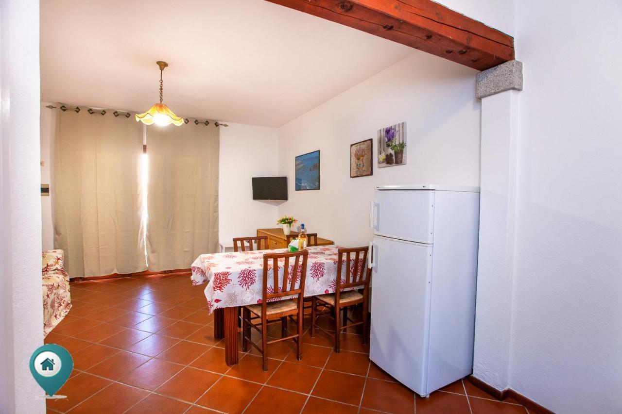 Residence Cinta 3 San Teodoro  Eksteriør bilde