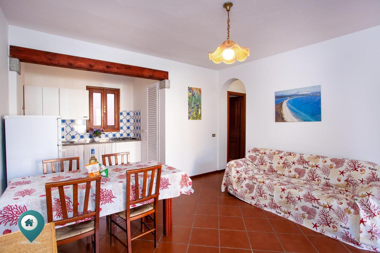 Residence Cinta 3 San Teodoro  Eksteriør bilde